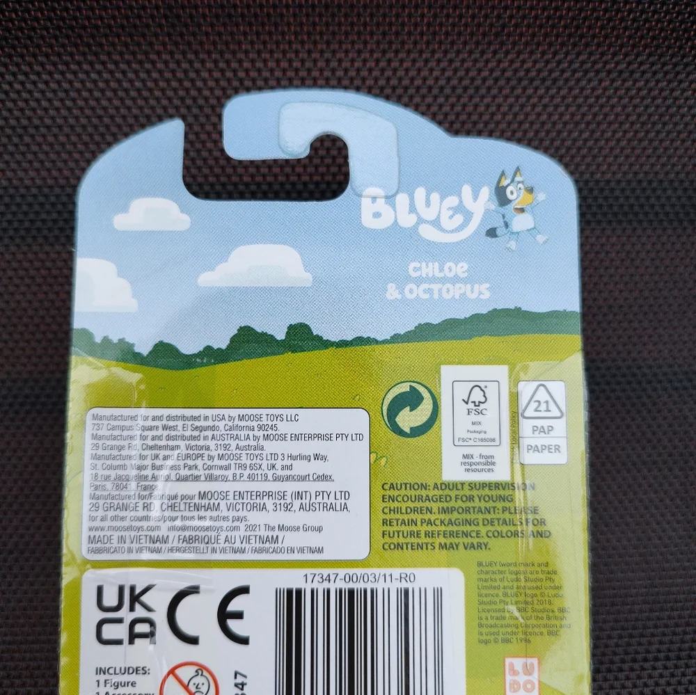 Bluey Cartoon Chloe and Octopus Figures NWT - Picture 3 of 3